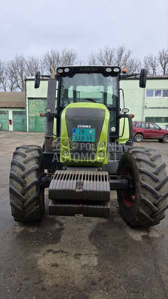 Claas Axion 820