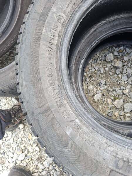 Westlake 235/65 R16 Zimska