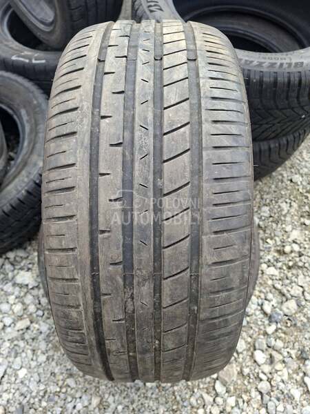 Esa Tecar 225/40 R18 Letnja