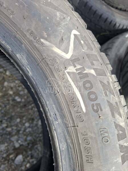 Bridgestone 235/55 R19 Zimska