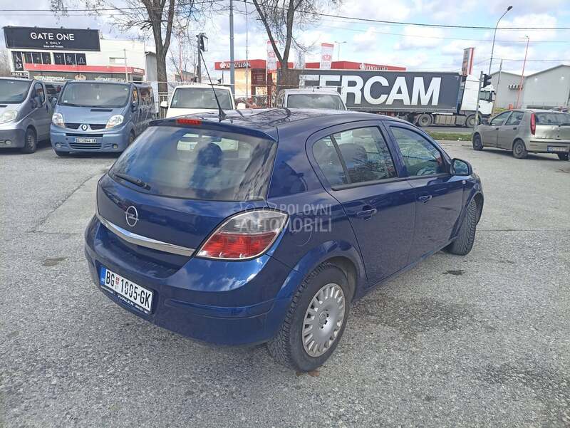 Opel Astra H classic