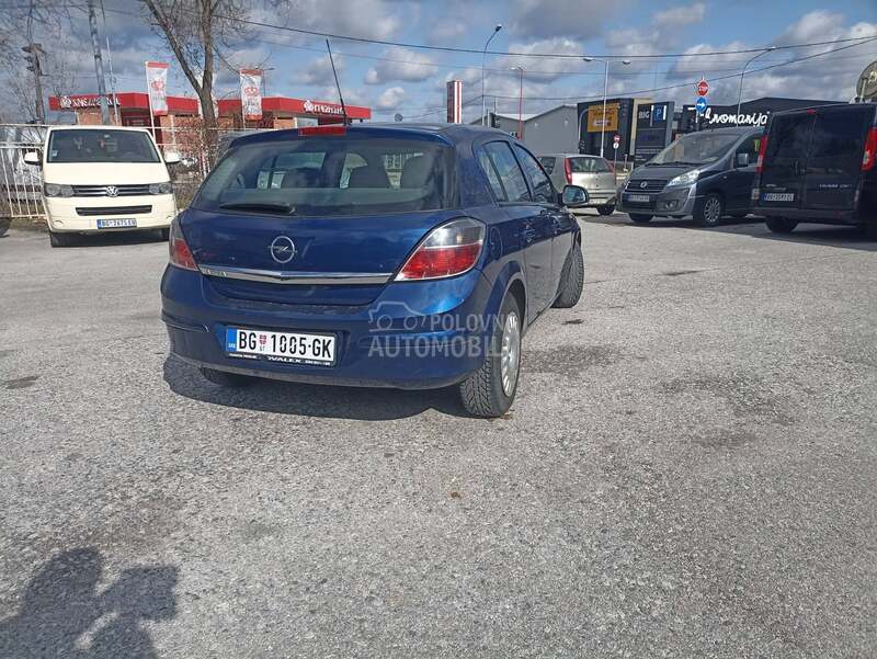 Opel Astra H classic