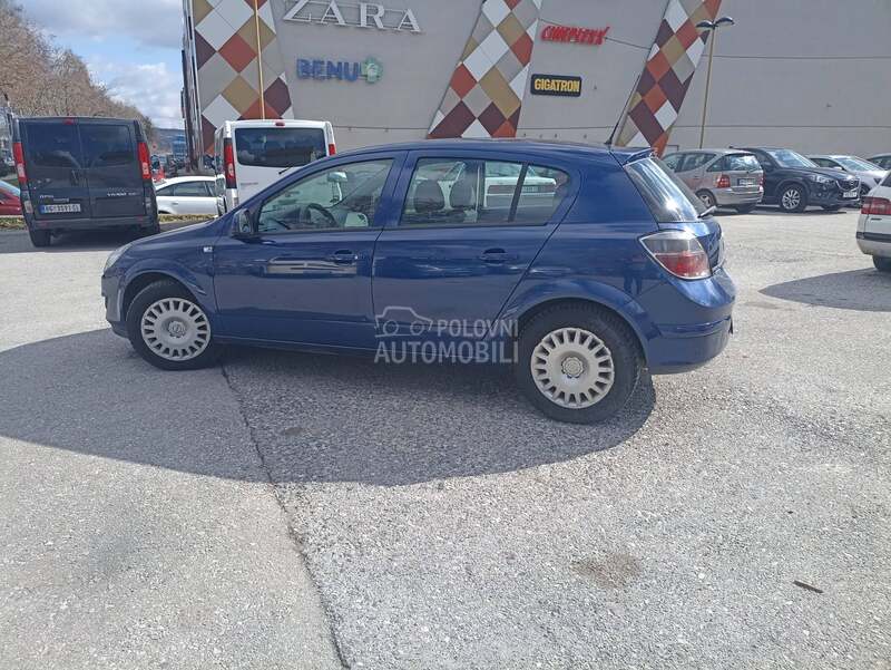 Opel Astra H classic