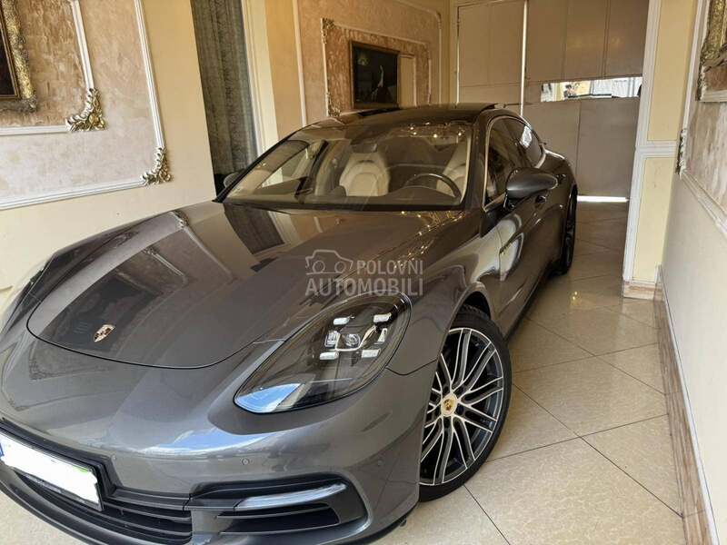 Porsche Panamera 4 e hibrid