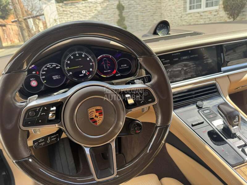 Porsche Panamera 4 e hibrid