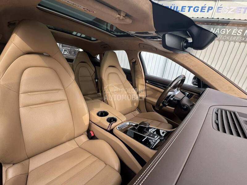 Porsche Panamera 4 e hibrid