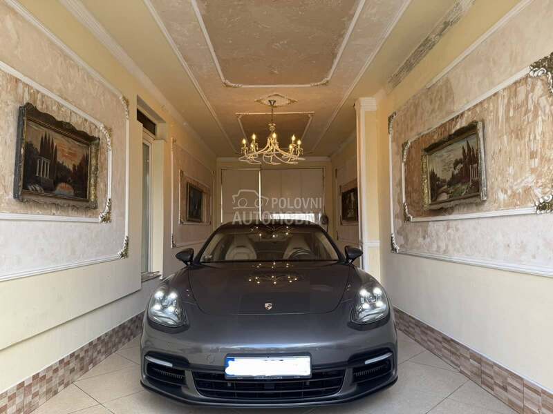 Porsche Panamera 4 e hibrid