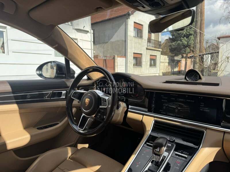 Porsche Panamera 4 e hibrid
