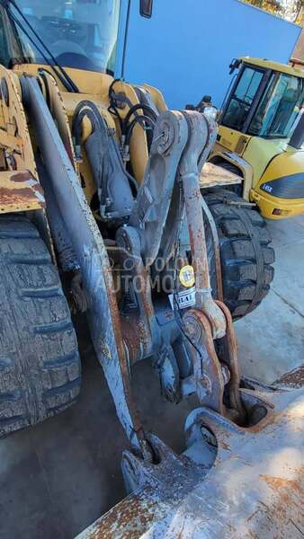 Podizni okvir za Volvo utovarivače