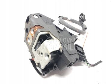 Brava i kvaka za Ford Focus od 2002. do 2018. god.