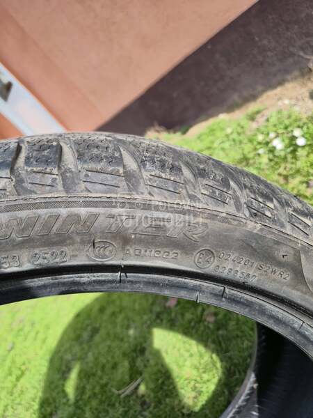 Pirelli 245/40 R19 Zimska