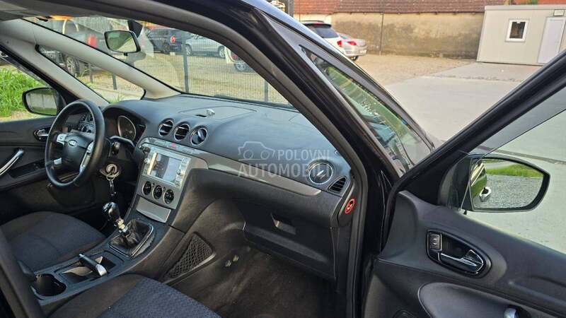 Ford S-Max 