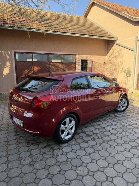 Kia pro_cee`d 