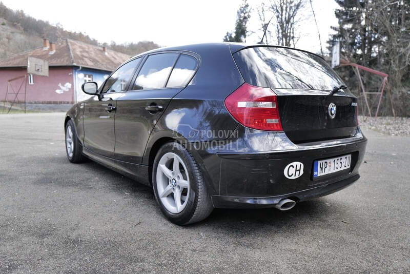 BMW 120 