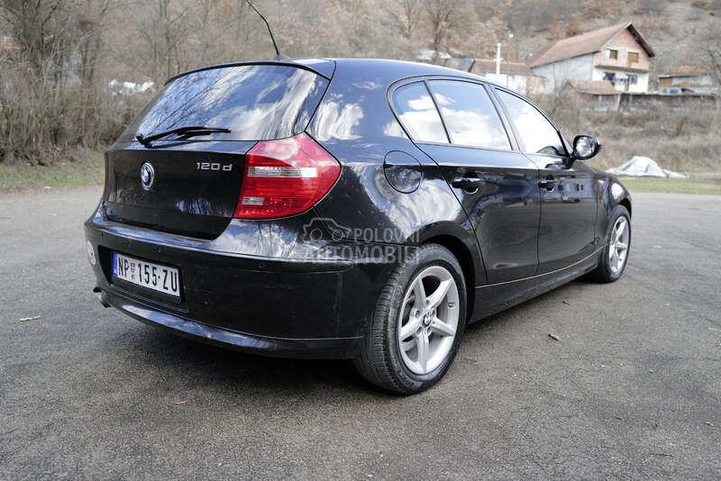BMW 120 