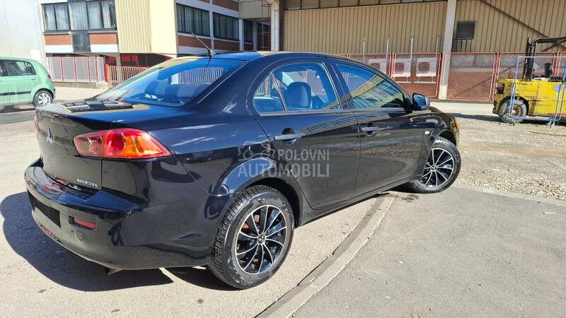 Mitsubishi Lancer 1.5