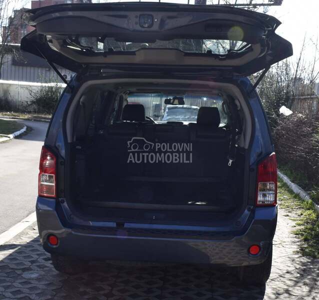 Nissan Pathfinder 