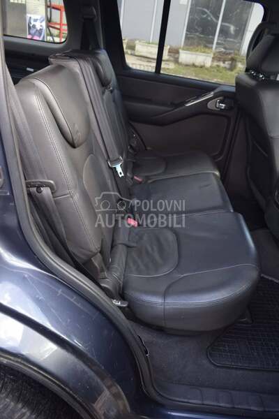 Nissan Pathfinder 
