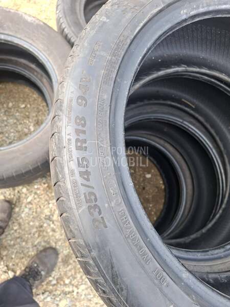 Kumho 235/45 R18 Letnja