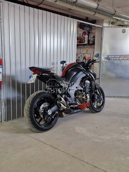 Kawasaki Z1000