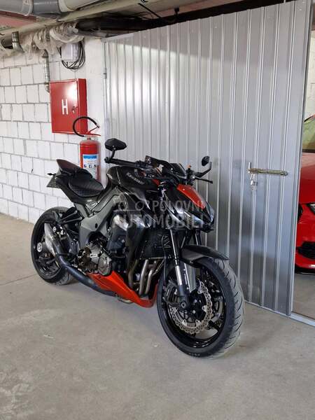 Kawasaki Z1000