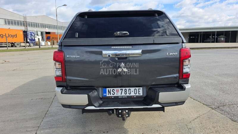 Mitsubishi L200 