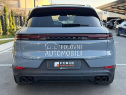 Porsche Cayenne E-Hybrid slika 5