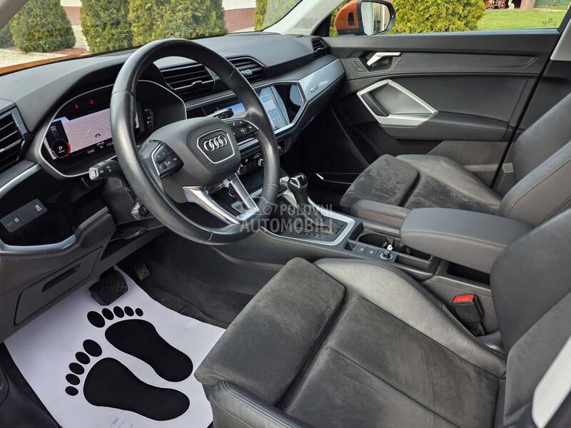 Audi Q3 ADVANCED BUSINESS