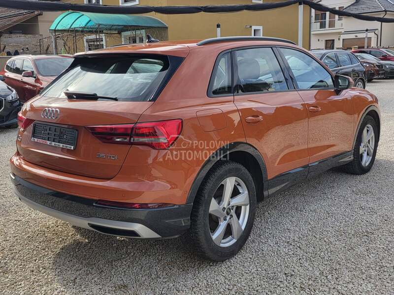 Audi Q3 ADVANCED BUSINESS