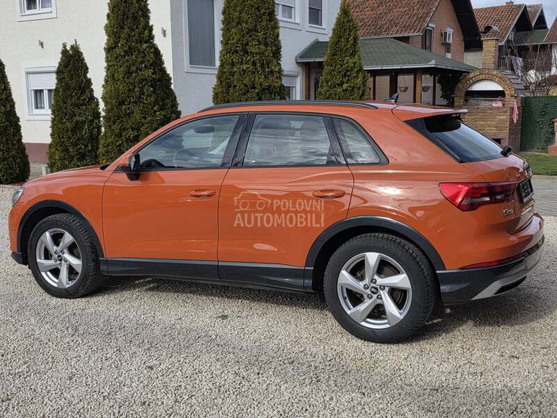 Audi Q3 ADVANCED BUSINESS