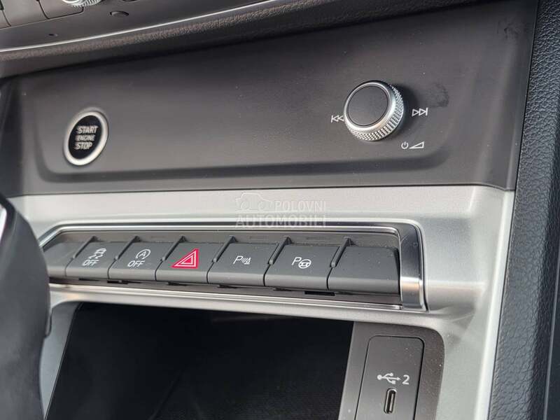 Audi Q3 ADVANCED BUSINESS