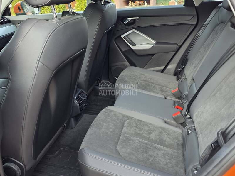 Audi Q3 ADVANCED BUSINESS