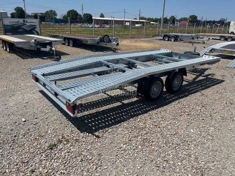 Nova REBEL 4.5m 2,7t zakosena