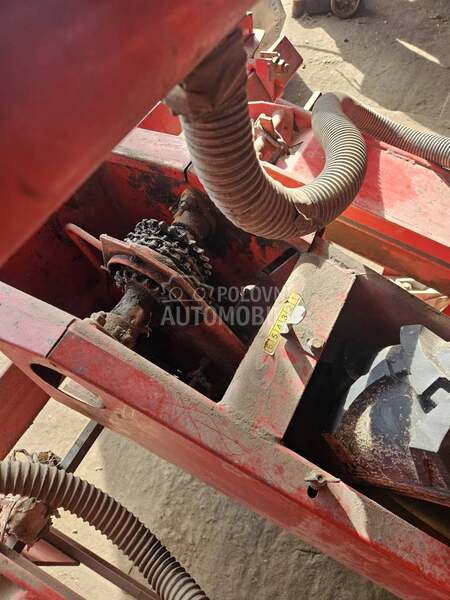 Becker Kukuruzna sejalica