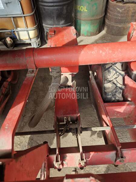 Becker Kukuruzna sejalica