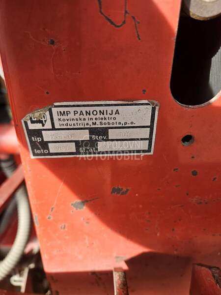 Becker Kukuruzna sejalica