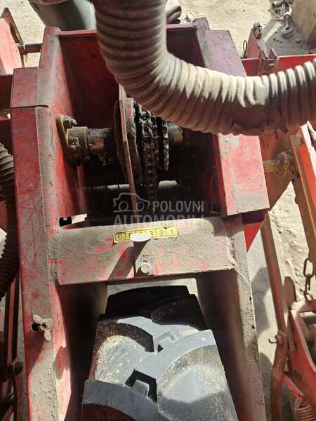 Becker Kukuruzna sejalica