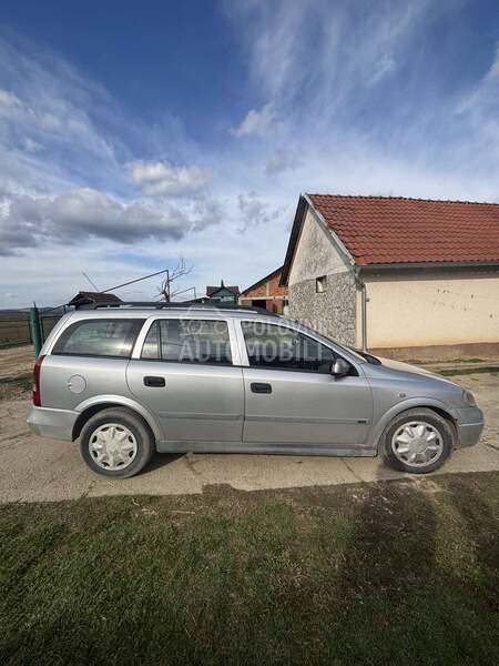 Opel Astra G 2.0