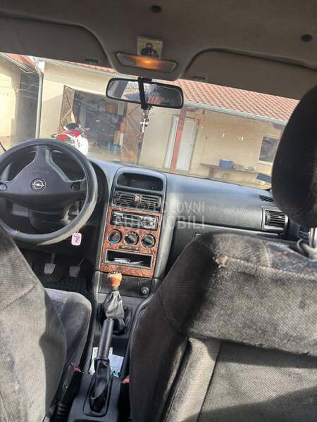 Opel Astra G 2.0
