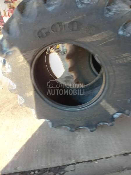 Goodyear 650/75 R32