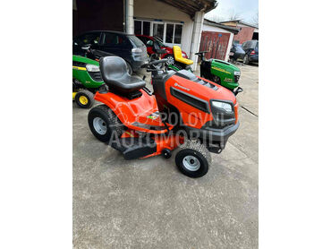 Husqvarna YTH22v42
