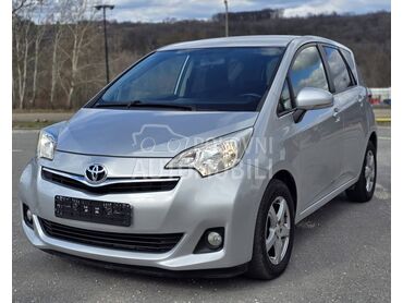 Toyota Verso-S 