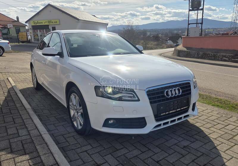 Audi A4 2.0 TDI / AUT/ NAV/