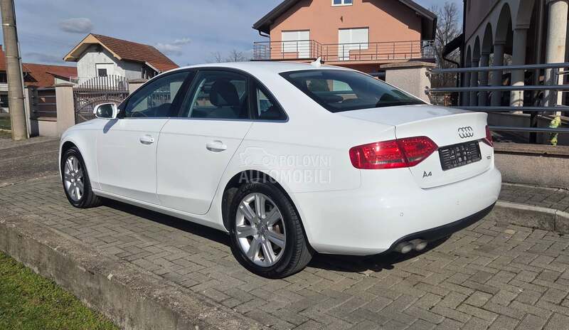 Audi A4 2.0 TDI / AUT/ NAV/