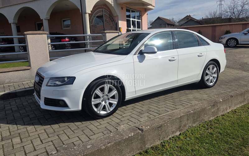 Audi A4 2.0 TDI / AUT/ NAV/