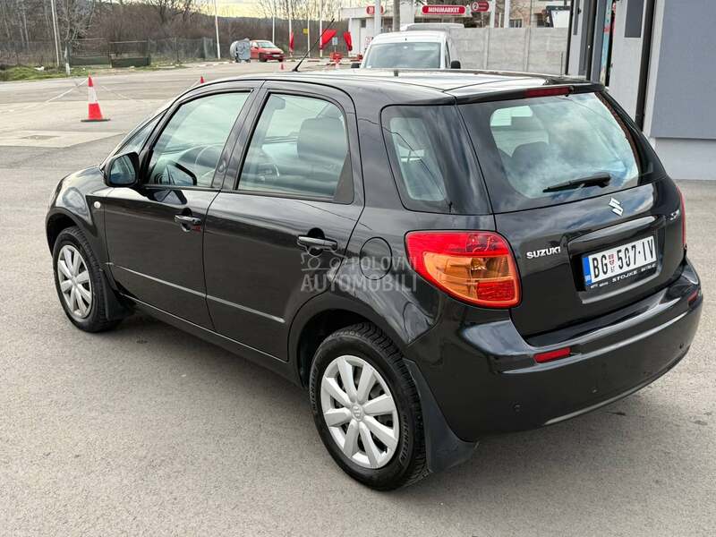 Suzuki SX4 