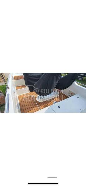 Quicksilver 605 Sundeck