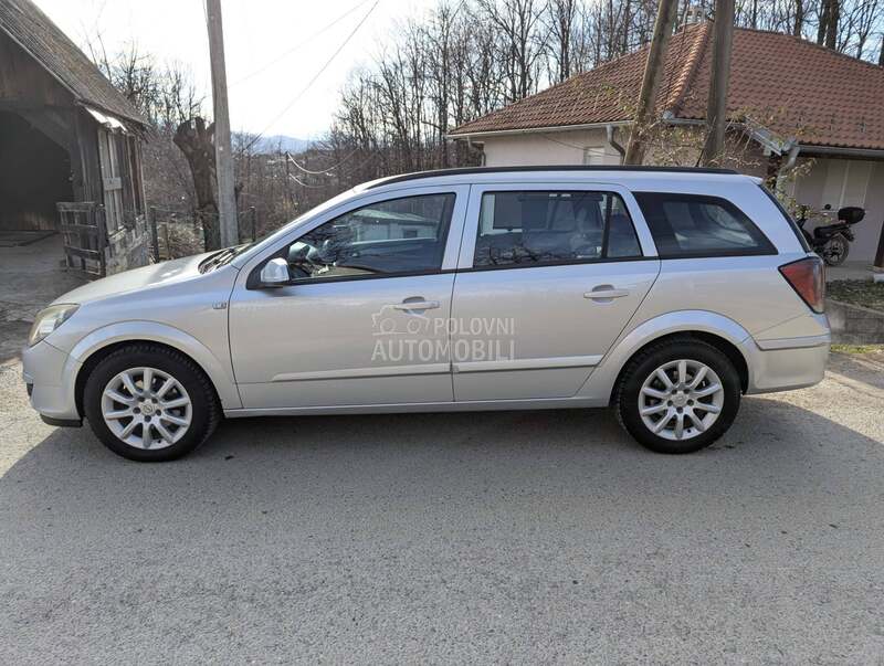 Opel Astra H 