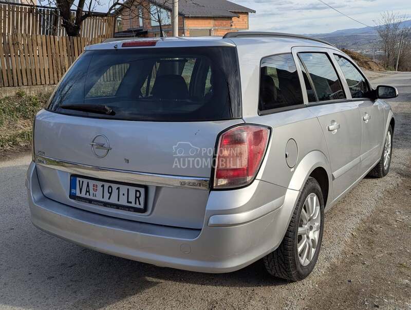 Opel Astra H 