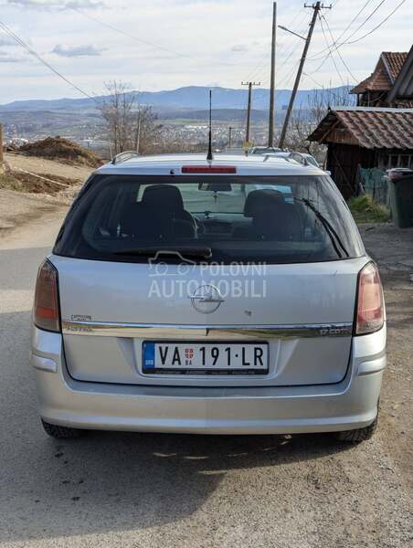 Opel Astra H 